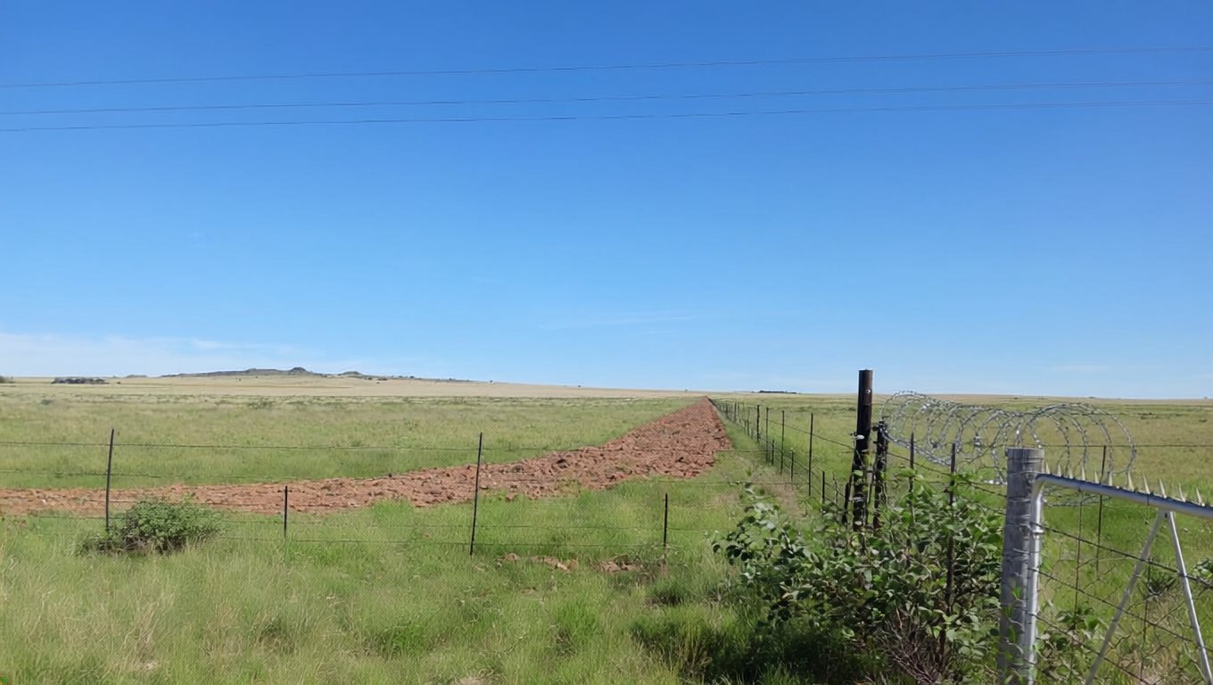 1282ha Grazing & Irrigation Farm for Sale near Fauresmith with Strong Boreholes