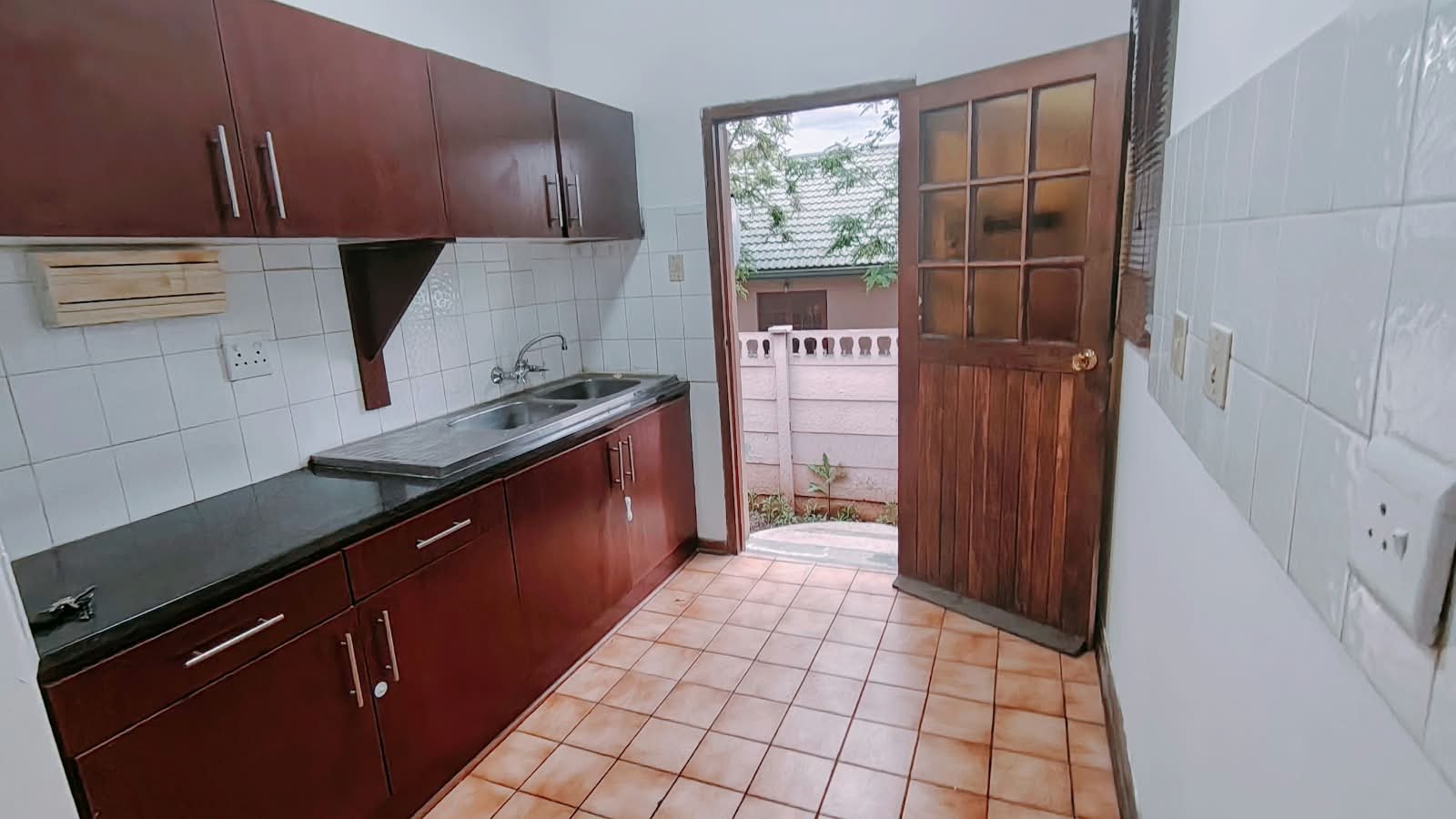 Low maintenance townhouse with great location for sale in Navalsig photo 4