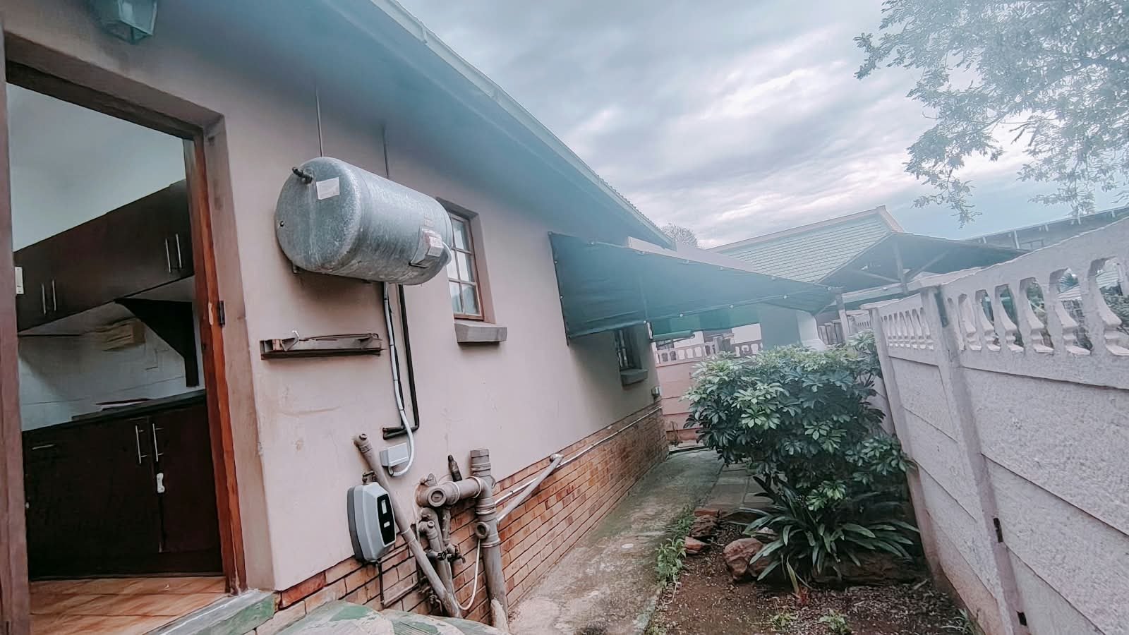 Low maintenance townhouse with great location for sale in Navalsig photo 3
