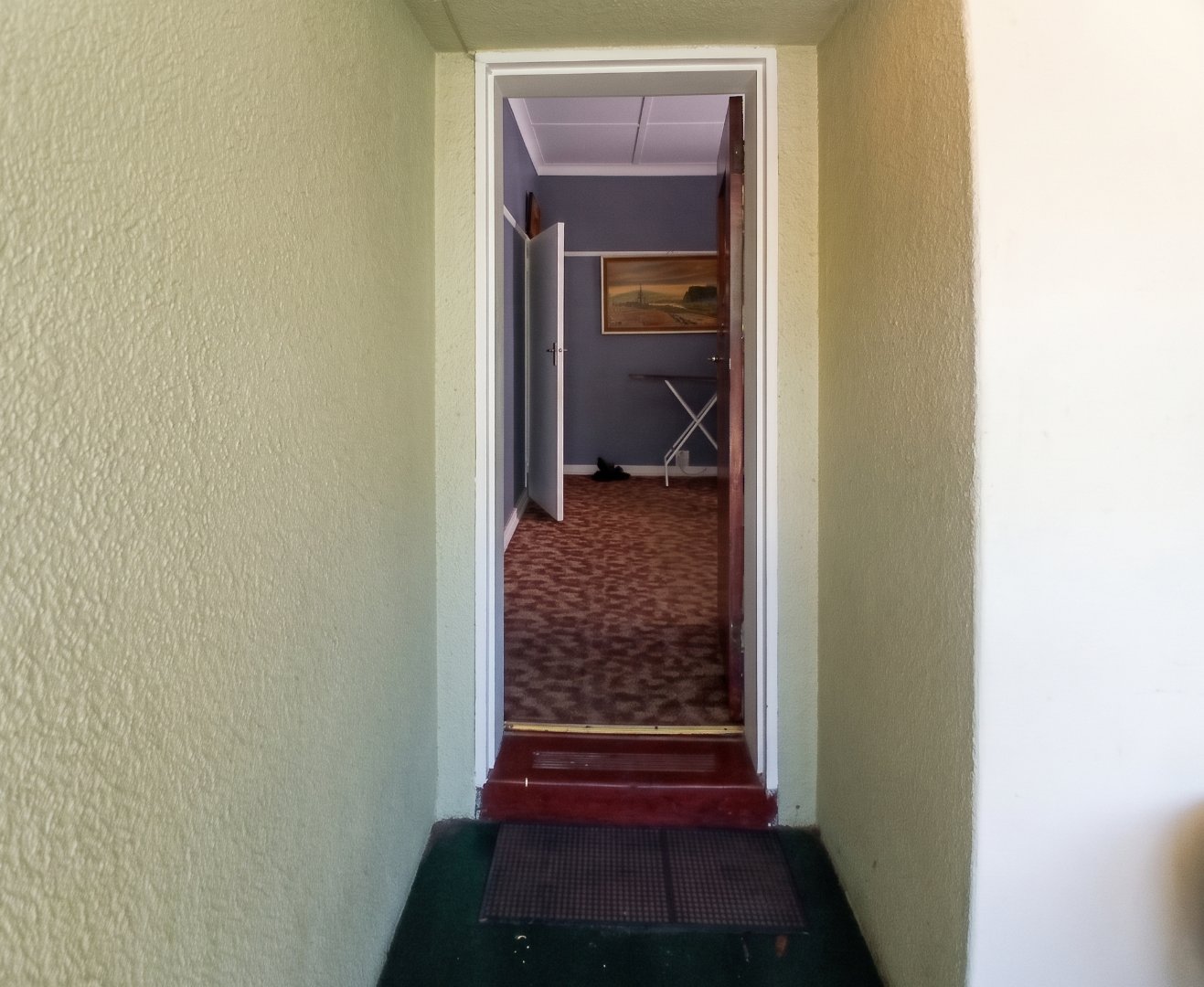 3 Bed House in Noordhoek, Bloemfontein with 1 Bed Flatlet and Double Carport photo 3