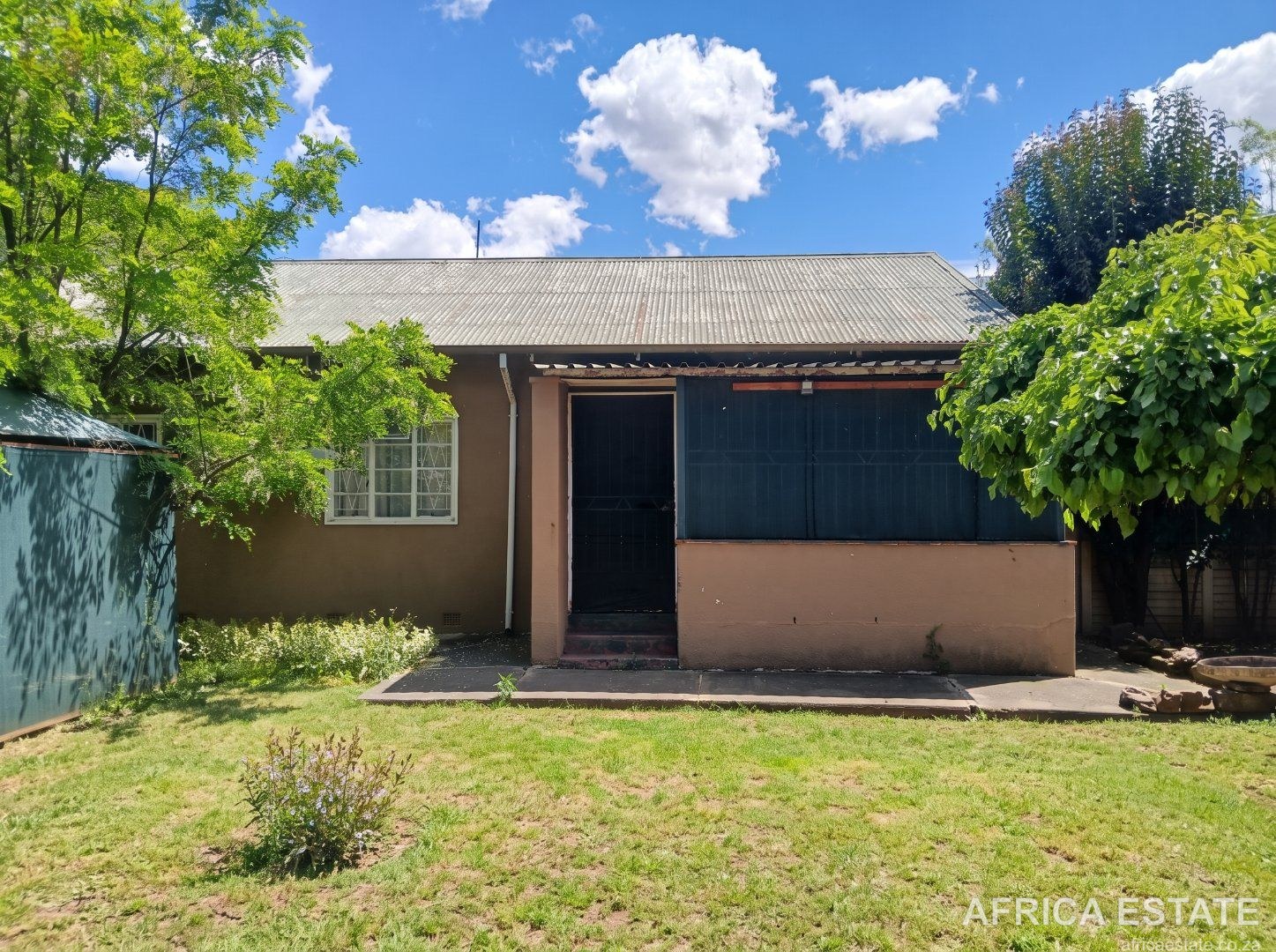 3 Bed House in Noordhoek, Bloemfontein with 1 Bed Flatlet and Double Carport