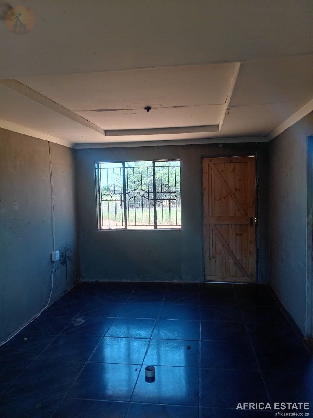 2 Bed Home in JB Mafora, Bloemfontein on a 418m² Erf, Near School and Public Transport photo 5